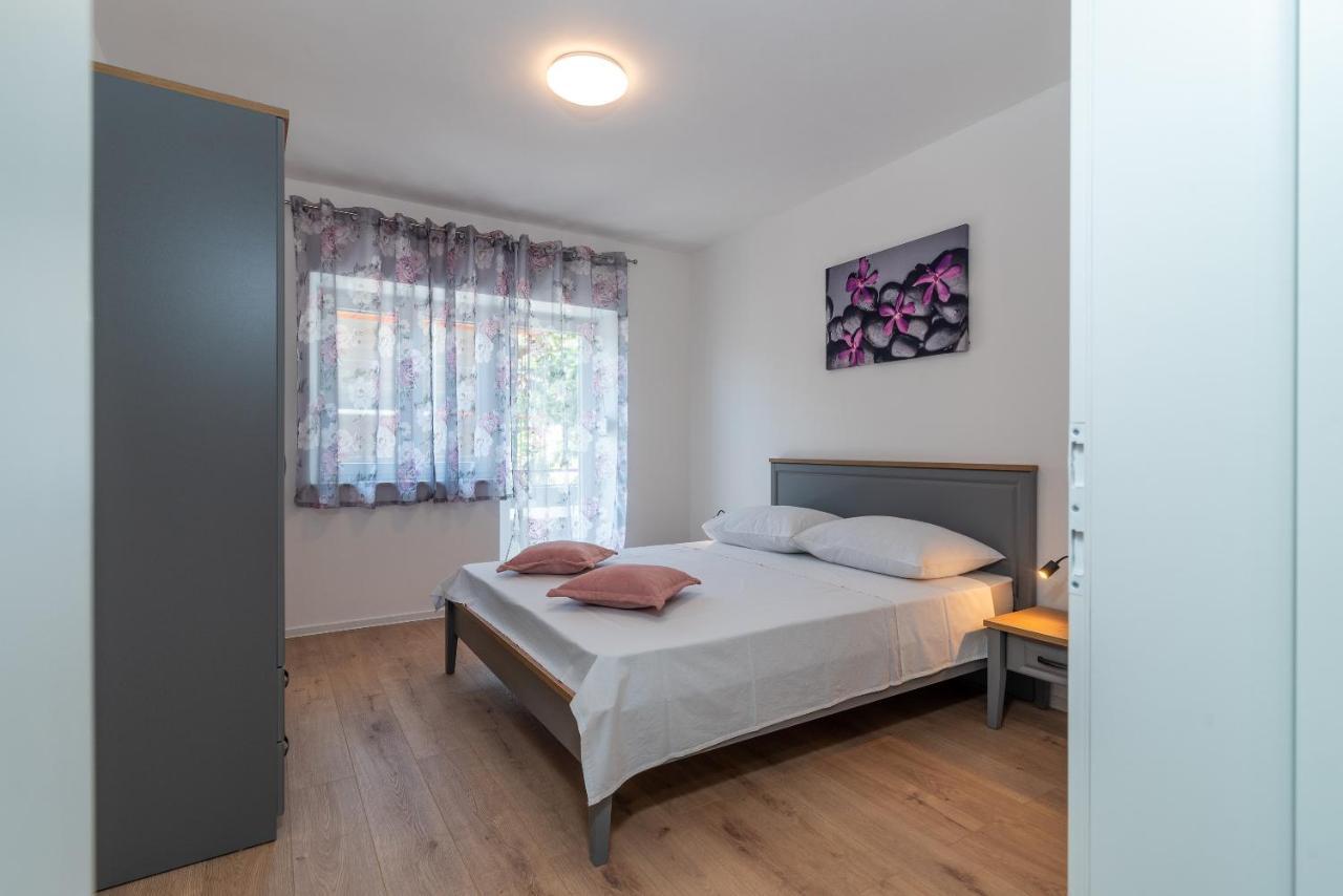 Apartman Galeb Trogir Exterior photo